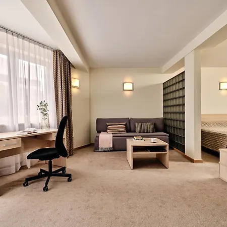Media Park Apartmanhotel Varsó