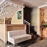 Media Park Lägenhetshotell Warszawa