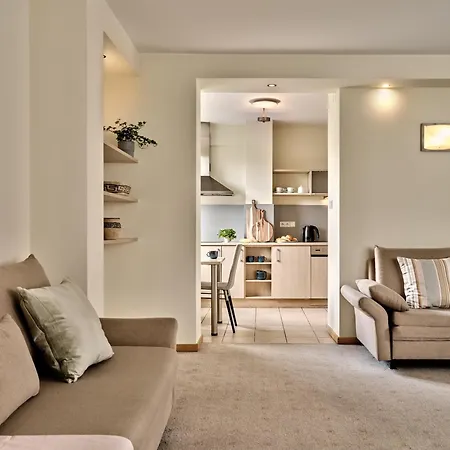 Media Park Aparthotel 4*