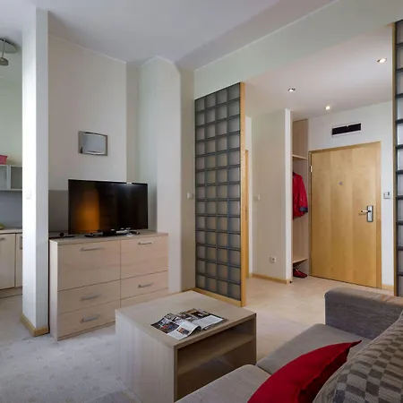 Media Park Apartahotel 4*