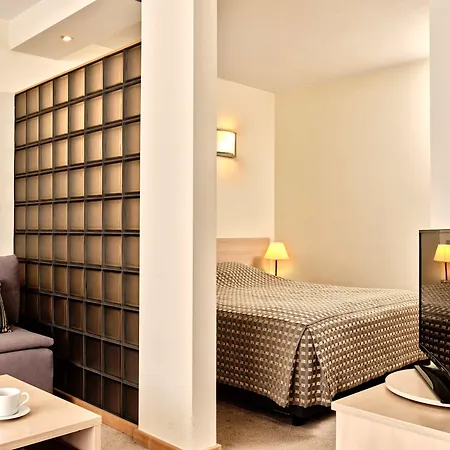 Apartahotel Media Park Varsovia