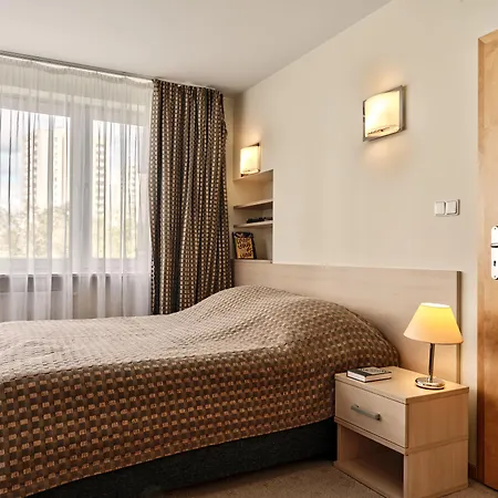 Media Park Ξενοδοχείο με διαμερίσματα 4*