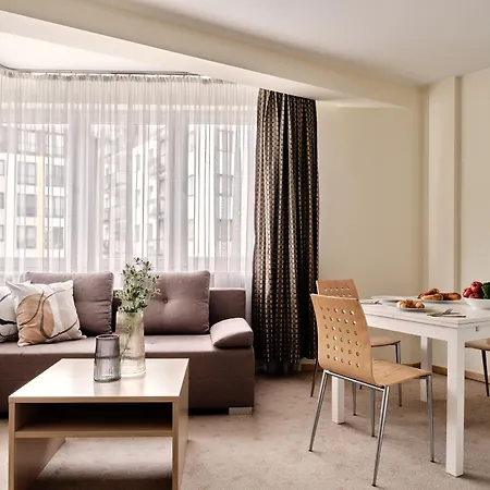 Lejlighedshotel Media Park 4*