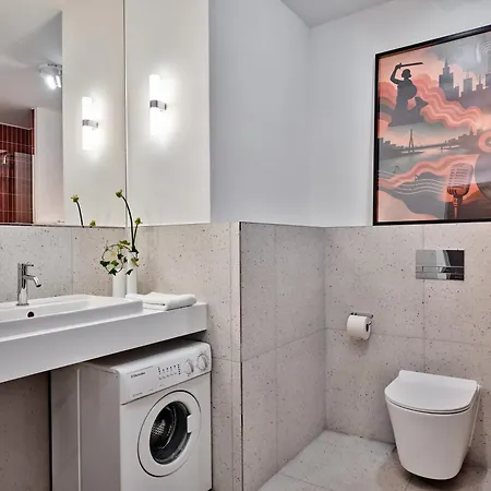 Aparthotel Media Park