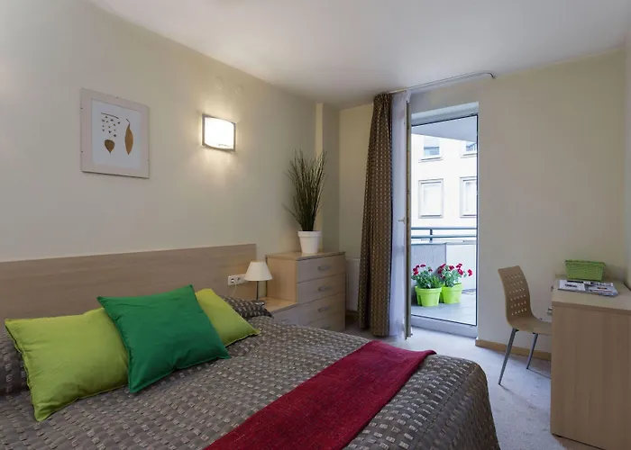 Media Park Aparthotel 4*