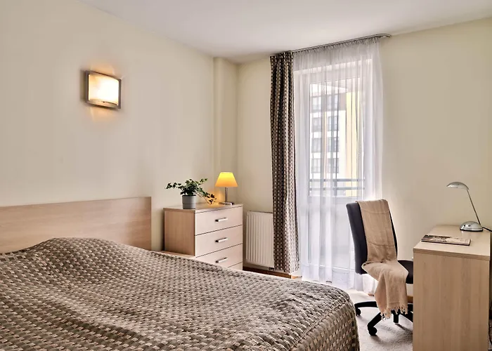 Media Park Aparthotel Warsaw