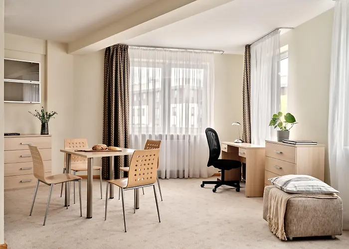 Aparthotel Media Park