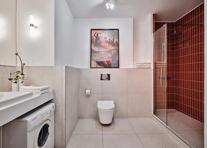 Aparthotel Media Park 4*