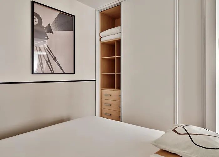 Media Park Aparthotel Warsaw