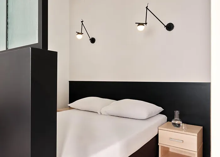 Aparthotel Media Park