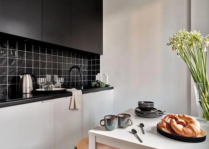 Media Park Aparthotel 4*