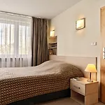 Media Park Aparthotel 4*