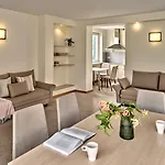 Media Park 4*